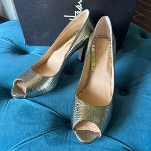 Cole Haan Margo OT Pump Gunmetal Crocodile Peep Toe Heel